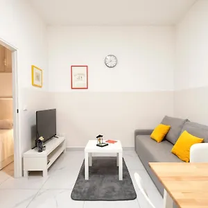 Genova Loft, Centre Shopping District Appartamento